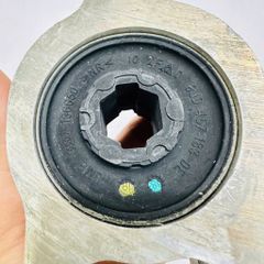 Cao su đuôi càng A trước trái, bệ đỡ càng A trước bên tài Audi Q3, Volkswagen Passat, Tiguan, CC, Sharan đời 2006 - 2018. Hàng OEM Faw Audi China. Mã 3C0199231F, 3C0199231E, 3C0199231D, 3C0199231B, 3C0199231A ( 1 cái )