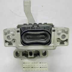 Chân máy phải (Bản 2 cầu 4WD) Volkswagen Tiguan, Passat, Audi Q3, Skoda Kodiaq đời 2014 - 2024. Hàng OEM Faw Audi China. Mã 3Q0199262M, 3Q0199262C, 3Q0199262D