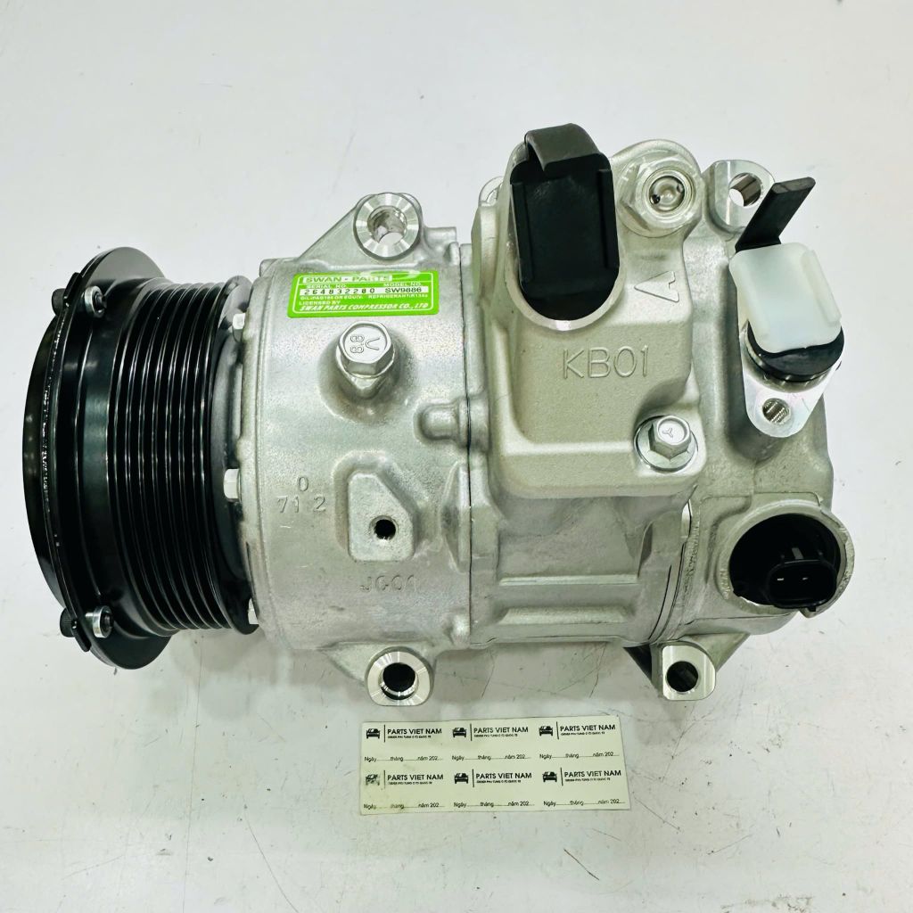 Lốc lạnh hay lốc điều hòa Toyota Venza, Highlander. Động cơ 2.7. Đời 2008 - 2016. Hàng SWAN. Mã 883100E090