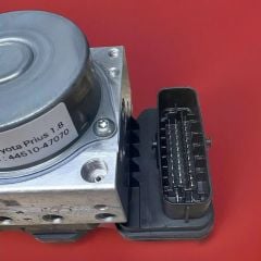 Cụm điều khiển phanh ABS Toyota Prius đời 2017–2022 Hàng tháo xe zin mới 90% đặt mỹ 18 ngày. Mã 44510-47070 4451047070