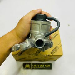 Van tuần hoàn khí xả hoặc Van EGR Toyota Land Cruiser, Lexus GX400, GX460, Lexus LX450D, LX460, LX570 máy 4.6L đời 2007 - 2019. Hàng xịn. Mã 25701-38132, 25701-38130, 2570138132, 2570138130