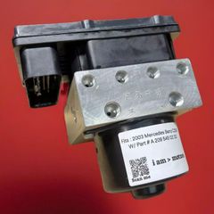 Cụm điều khiển phanh ABS Mercedes-Benz CLK55 đời 2001, 2002, 2003, 2004, 2005 Hàng tháo xe zin mới 90% đặt Mỹ 18 ngày. Mã A209-545-02-32 A2095450232