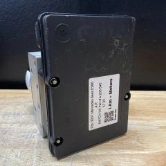 Cụm điều khiển phanh ABS Mercedes-Benz C280 A/T đời 2007 Hàng tháo xe zin mới 90% đặt Mỹ 18 ngày. Mã A203-545-47-32 A2035454732