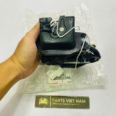 Khoá cốp sau hay khoá cửa hậu Lexus RX350, RX450h, NX200t, NX300h, NX300 đời 2014 - 2021. Hàng xịn Toyota Japan đặt hàng 8 - 12 ngày. Mã 69350-48063, 69350-48062, 6935048063, 6935048062