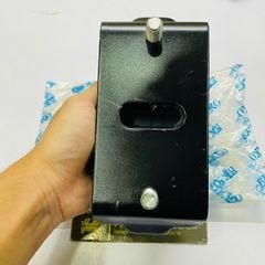 Chân máy sau hay chân hộp số Toyota Land Cruiser FZJ100, FZJ105 máy 1FZ đời 1998 - 2007. Hàng cao cấp. Mã 12371-61050, 1237161050, 12371-66080, 1237166080