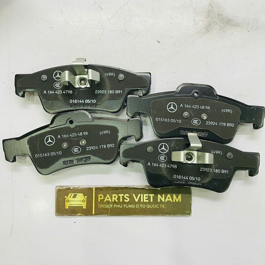 Má phanh hay bố thắng sau Mercedes W164 GL 320, GL 350,  GL 450, GL 500, ML 280,  ML 300, ML 320, ML 350 đời 2005 - 2012. Hàng cao cấp. Mã A0044205220, A1644201520, A1644201920