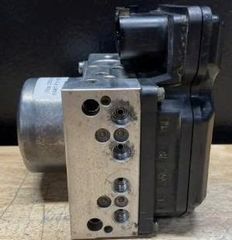 Cụm điều khiển phanh ABS Nissan Rogue đời 2009, 2010 Hàng tháo xe zin mới 90% đặt Mỹ 18 ngày. Mã 47660-JM11A 47660JM11A