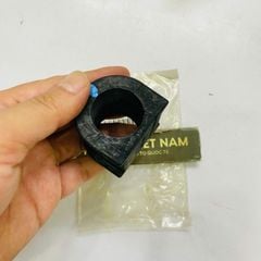 Cao su ốp cân bằng sau Toyota Land Cruiser FZJ 100, FZJ 105 đời 1998 - 2007. Hàng cao cấp . Mã 48815-60150,  4881560150