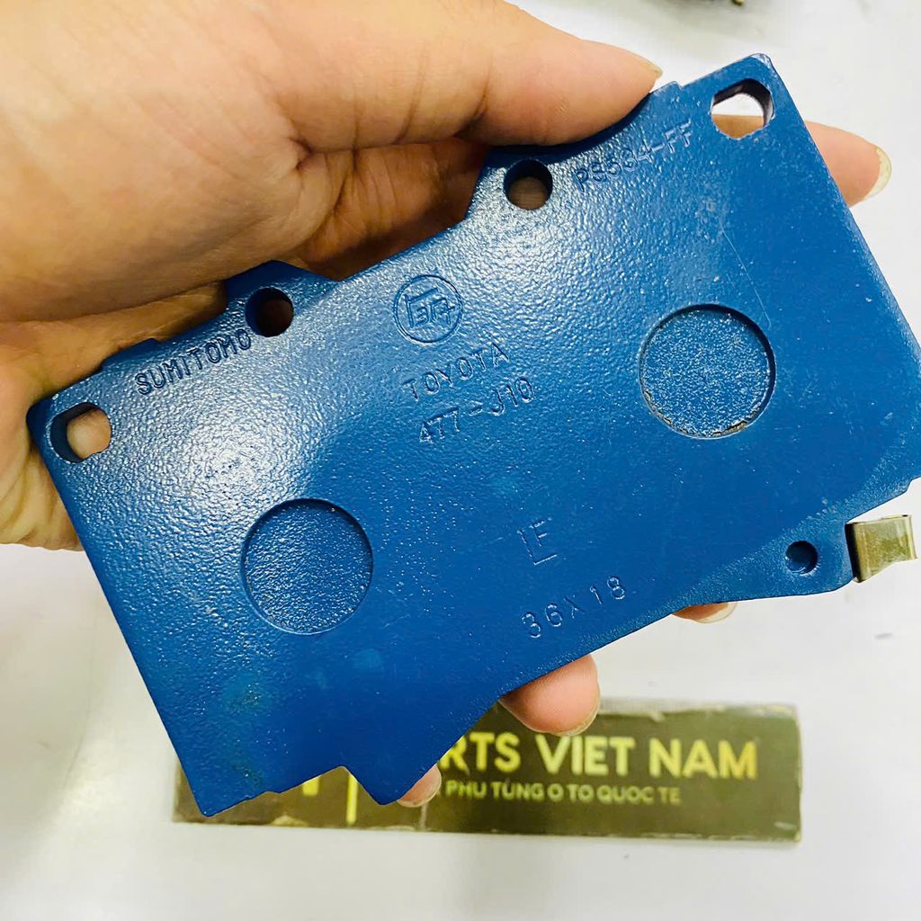 Má phanh hay bố thắng trước Toyota Land Cruiser FZJ 100, FZJ 105 đời 1998 - 2007. Hàng cao cấp. Mã 04465-60230, 04945-60010, 0446560230, 0494560010