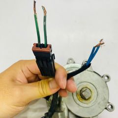 Mô tơ lên xuống kính cửa trước trái và phải  Infiniti FX35, FX45, G35 đời 2002 - 2010. Hàng xịn tháo xe. Mã 80730AL501 RH, 80731AL511 LH ( 1 cái )