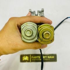 Mô tơ lên xuống kính cửa trước trái và phải  Infiniti FX35, FX45, G35 đời 2002 - 2010. Hàng xịn tháo xe. Mã 80730AL501 RH, 80731AL511 LH ( 1 cái )