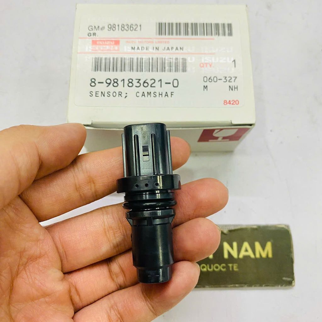 Cảm biến trục cơ hay trục khuỷu Isuzu Dmax, Mux đời 2012 - 2018. Hàng xịn đặt hàng 3 - 5 ngày. Mã 8-98183621-0, 8981836210