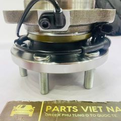 Cụm bi moay ơ hay bạc đạn bánh trước liền cảm biến Abs Nissan Navara NP300 đời 2015 - 2019. Hàng Koyo cho xe 1 cầu. Mã 402024JA1A, 402024KH1A, 402024KH1A, 402024KJ1A