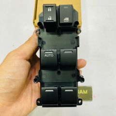 Công tắc lên xuống kính tổng hay cửa cửa trước trái Honda Odyssey đời 2015 - 2019. Hàng cao cấp đặt hàng 12 ngày. Mã 35750-T6D-H01, 35750T6DH01