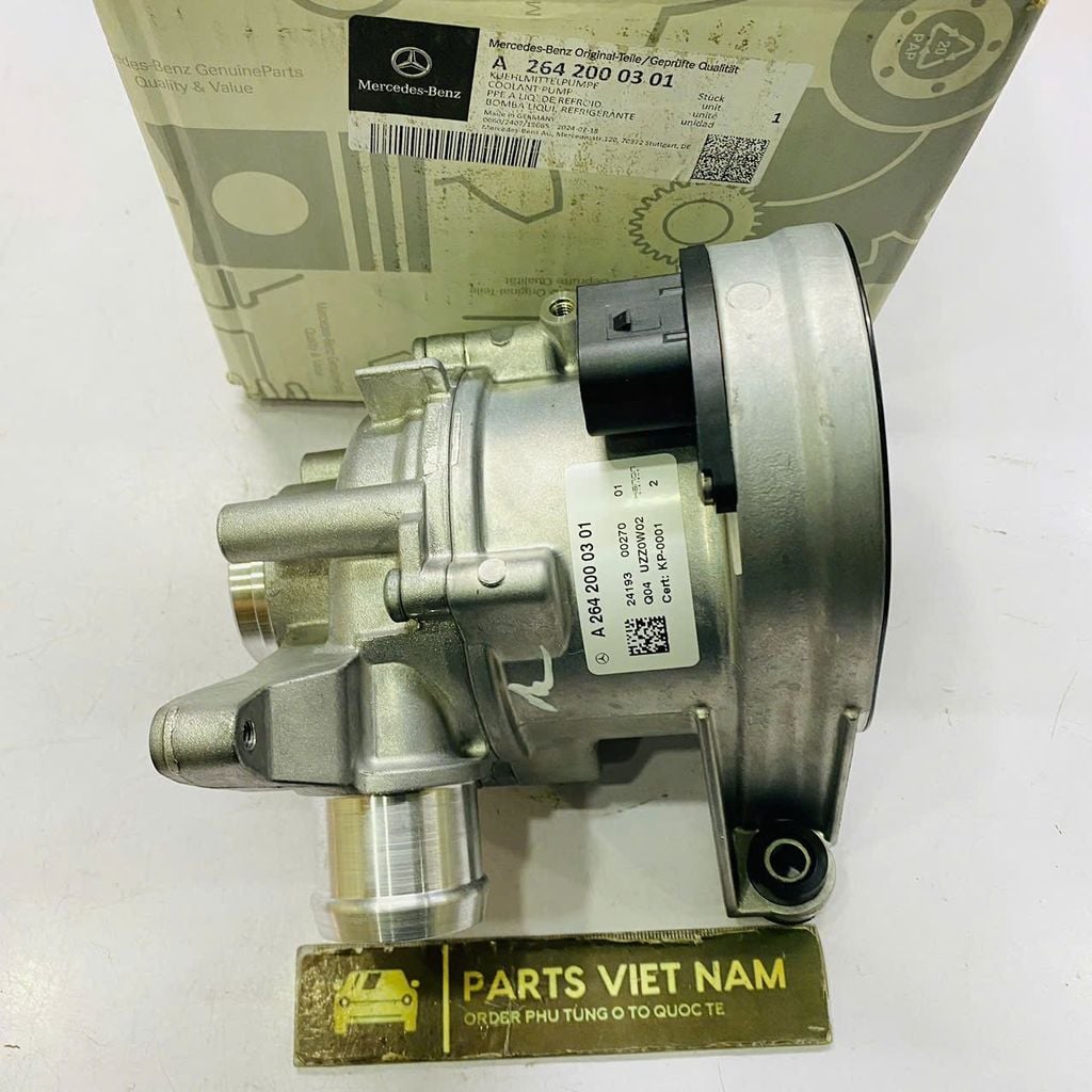 Bơm nước động cơ Mercedes W205 C200, C300, W213, E200, E300, X253 GLC200, GLC300, W177 A220, A250, C118 CLA220, CLA250 động cơ M264 đời đời 2018 - 2024. Hàng xịn Mer. Mã A2642000100,  A2642000301