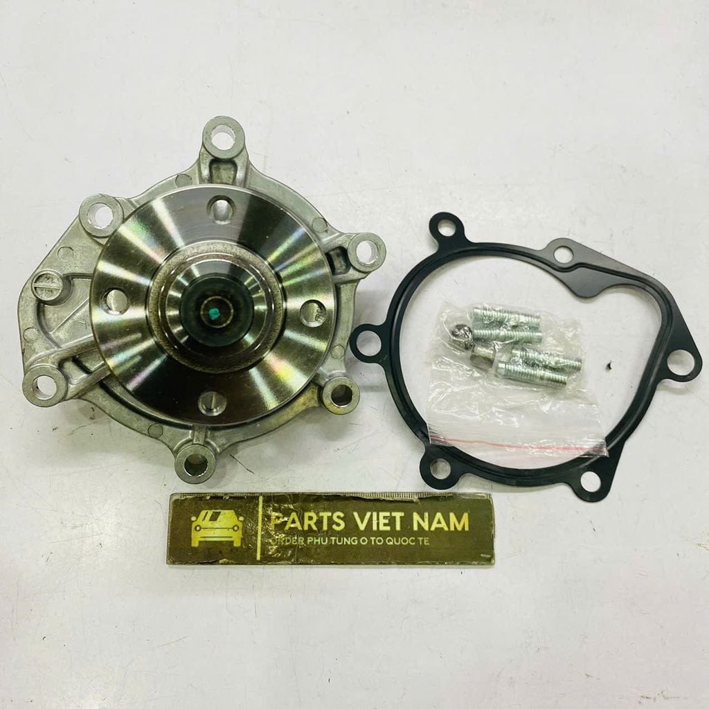 Bơm nước động cơ Toyota Land Cruiser máy 1FZ FZ J80, FZJ 100, FZJ 105. Hàng Japan. Mã 1610069415, 16100-69415
