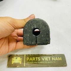 Cao su ốp cân bằng sau Nissan Navara Np300 đời 2016 - 2022. Hàng cao cấp. Mã 546134JA2A, 54613-4JA2A