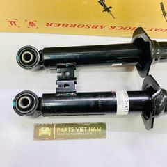 Giảm xóc trước hay phuộc nhún trước Mitsubishi L200, Triton, Pajero Sport đời 2005 - 2016. Hàng Showa Japan thay 1 đôi bảo hành 6 tháng. Mã 4062A031, MR992320 ( 1 cây )