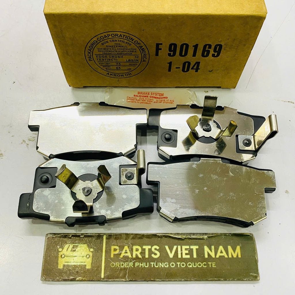 Má phanh sau hay bố thắng sau Honda CR-V, CRV 2.0 và 2.4 đời 2004 – 2012. Hàng OEM & cao cấp. Mã: 43022-S9A-030, 43022-S9A-010, 43022-S9A-000