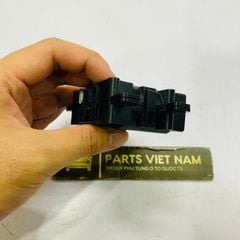 Mô tơ điều khiển hay chia gió điều hòa Toyota, Camry, Rav4, C-HR và Lexus ES 250, ES 300, ES 350, NX 200, RX 350 đời 2015 - 2023. Xuất xứ OEM Denso thông số 12V 0T1. Mã 063800-2031, 87106-48200, 87106-48240.