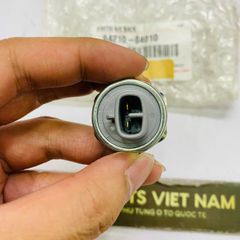 Công tắc đèn lùi (báo lùi hoặc số lùi) Toyota Corolla 4A, Camry 3S, 5S, Hilux, 4Runner, Tundra, FJ Cruiser, Innova, Fortuner, Hilux, Haice đời 1997 - 2016. Hàng OEM. Mã 84210-04010, 8421004010