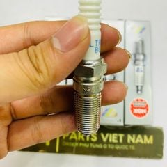 Bugi Land Rover Range Rover Evoque, Discovery Sport, Freelander 2 (LR2) 2.0L. Đời 2012 - 2017. Hàng OEM NGK. Mã LR025605, CYFS12YPC, ILTR6G8G ( 1 cái )