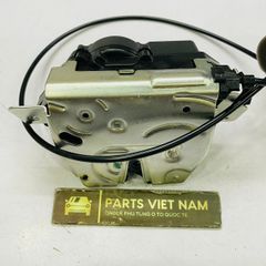 Cơ cấu khóa cốp hay cửa hậu Mercedes W164 ML280, ML320, ML350, ML500, W251, R320, R280, R350, R500 đời 2005 - 2011. Hàng cao cấp đặt 8 - 12 ngày. Mã A1647400735