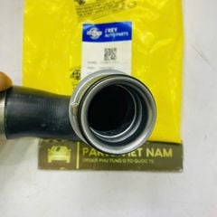 Ống nước trên Mercedes C-Class W204 C200 C250, E-Class W212 E200 E250. Động cơ M271 CGI. Đời 2009 - 2015. Hàng OEM. Mã A2045012682, A2045012882