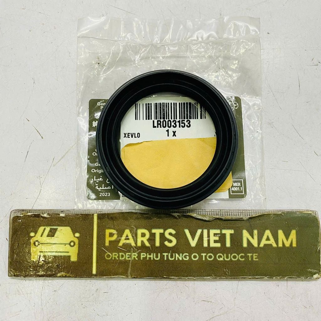 Phớt láp vi sai cầu trước bên phải Land Rover Freelander 2, Evoque, Discovery Sport, Jaguar, Volvo S80, XC90. Đời 2006 - nay. Hàng OEM. Mã LR003153, J9C7795, 8653927
