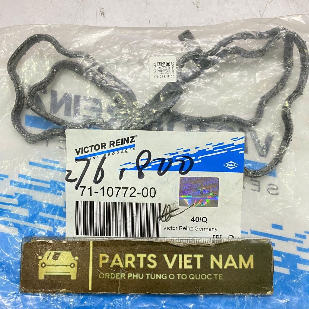 Gioăng đáy các te động cơ, ron đáy cạc te Mercedes C400, E400, S450, GLE400 W205, W213, W222, W166 đời 2014 - 2021. Dùng cho động cơ M276 3.0L, hàng Victor Reinz. Mã A2760141800, 71-10772-00.