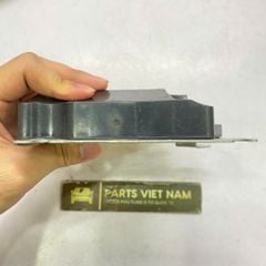 Hộp điều khiển túi khí Mercedes C-Class (W205) C180, C200, C250, C300 đời 2015 - 2019. Hàng tháo xe. Mã: A2059000114, A2059008618