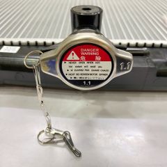 Két nước làm mát động cơ Mazda 2 đời 2007 - 2014. Hàng Taiwan tiêu chuẩn có số sàn và số tựng động. Mã Z681-15-20YA AT, Z668-15-20Y MT