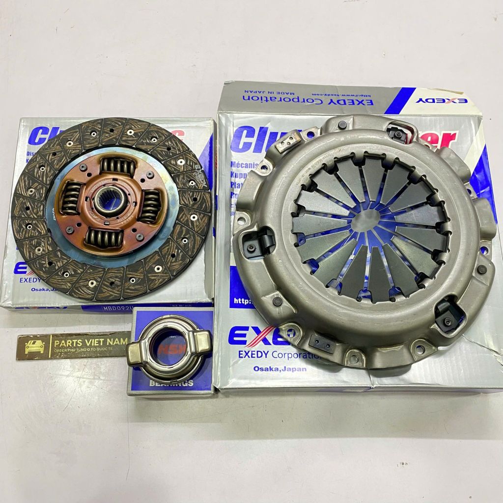 Bộ ly hợp amada lá côn, bàn ép, bi tê Mitsubishi Pajero V73 3.0L V6 máy 6G72 đời 2000 - 2006. Hàng Exedy Japan, đường kính 240mm, 23 răng. Mã MR388786, MBD092U, 58TKA3703B