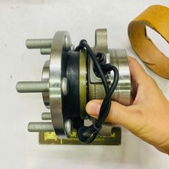 Cụm bi moay ơ trước, bạc đạn bánh trước Nissan Navara Np300 (D23) 4WD 2 cầu liền abs, đời 2015 - 2022. Hàng Koyo. Mã 40202-4JA3A, 402024JA3A