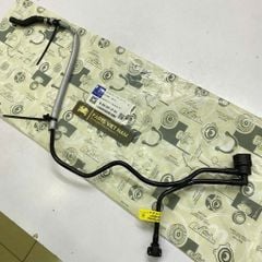 Ống hồi bình nước phụ, ống thông hơi két nước Mercedes GLC-class X253, W253 GLC200, GLC250, GLC300, GLC350e đời 2015 - 2019. Hàng OEM Bmtsr, dùng cho động cơ 2.0L Máy M274. Mã A2535013700, 2535013700