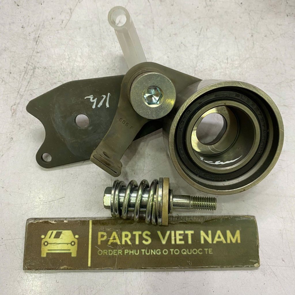 Bi tỳ dây curoa cam, bi tăng cam phía trước động cơ Toyota Land Cruiser HZJ70, HZJ80 đời 1990 - 2006. Hàng xịn Japan đặt 1 ngày. Dùng cho động cơ 1HZ, 1HD. Mã 13505-17011, 1350517011