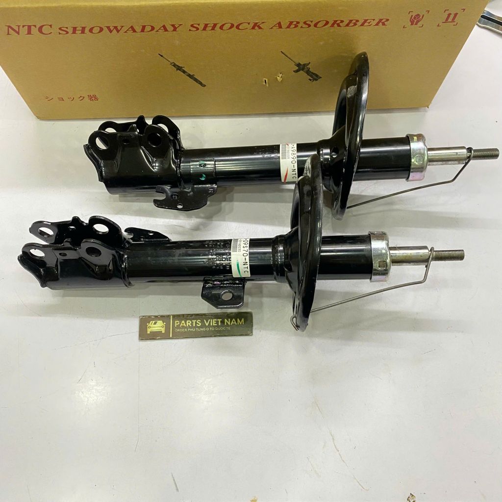 Giảm xóc trước, phuộc nhún trước Toyota Sienna LE 3.5L đời 2011 - 2016. Hàng Showa Japan thay 1 đôi bảo hành 12 tháng. Động cơ: 2GR-FE. Mã: Phải 48510-A9890, Trái 48520-09S70 ( 1 cái )