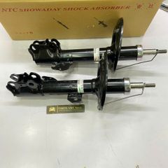 Giảm xóc trước, phuộc nhún trước Toyota Sienna LE 3.5L đời 2011 - 2016. Hàng Showa Japan thay 1 đôi bảo hành 12 tháng. Động cơ: 2GR-FE. Mã: Phải 48510-A9890, Trái 48520-09S70 ( 1 cái )
