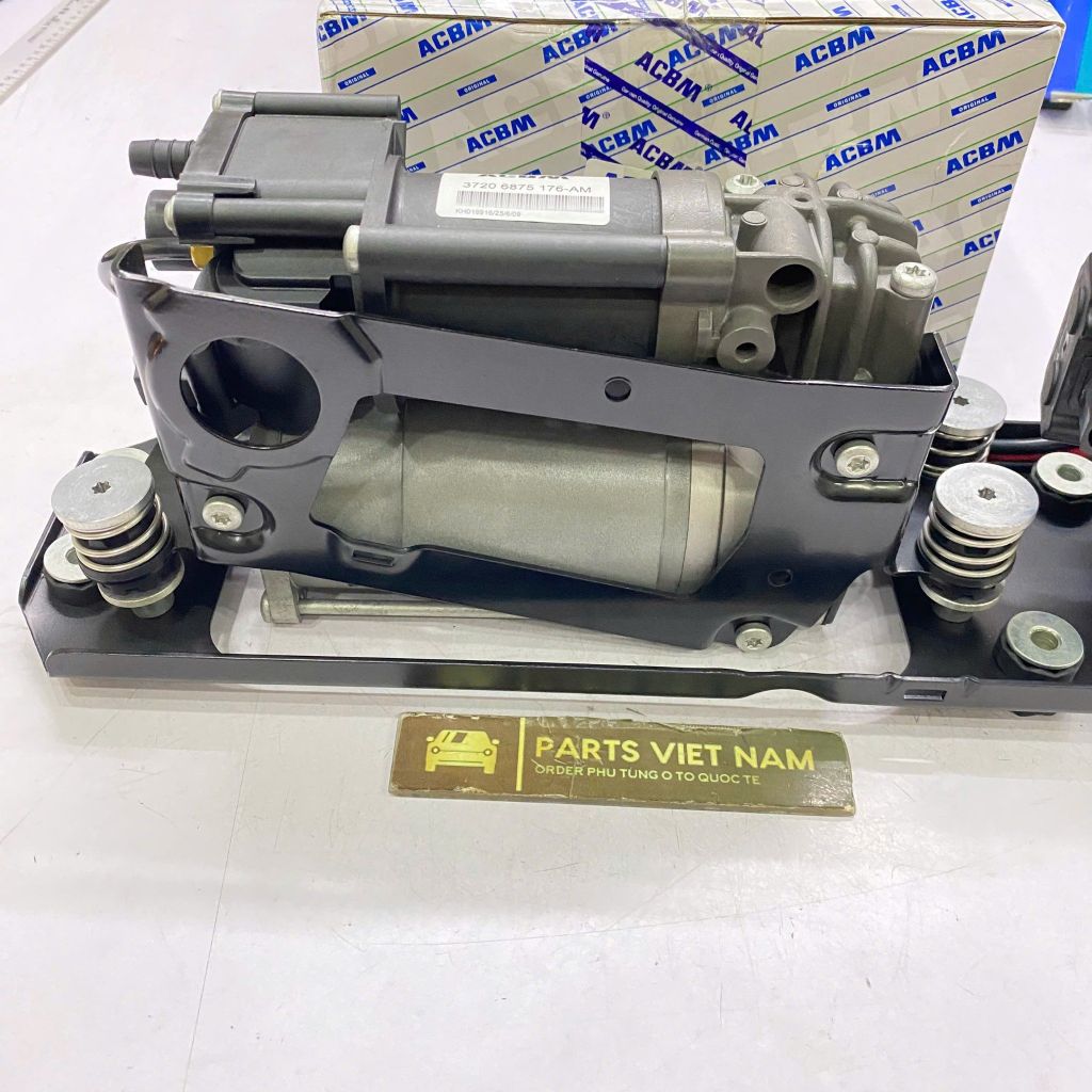 Bơm hơi nâng gầm giảm xóc BMW 750i, 750li, 760li, 550i, 740li, 535i, 540i, 530i đời 2009 - 2017. Hàng Oem ACM thay thế chất lượng cao. Mã 37206875176, 37206789165, 37206789450, 37206794465, 37206864215