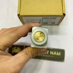 Van tiết lưu, van tiết lưu điều hòa lắp đặt cho Mercedes-Benz C-Class C200 C180 (W203, W204), E-Class E200 E240 E280 (W211, W212), S-Class đời 1998 - 2016. Hàng OEM xịn. Mã A2308300184, A2308300184, A2218300584