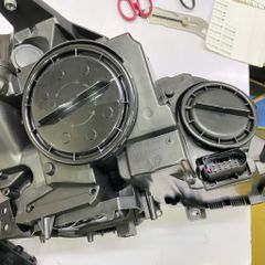 Đèn pha, cụm đèn pha trước xe mercedes C class W204 C180, C200, C250, C300 đời 2008 - 2011. Hàng độ nâng cấp kiểu maybach, thay thế cho đèn halogen và xenon đặt 12 ngày. Mã A2048200159, A2048200259, A2048202959, A2048203059 ( 1 đôi )