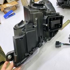 Đèn pha, cụm đèn pha trước xe mercedes C class W204 C180, C200, C250, C300 đời 2008 - 2011. Hàng độ nâng cấp kiểu maybach, thay thế cho đèn halogen và xenon đặt 12 ngày. Mã A2048200159, A2048200259, A2048202959, A2048203059 ( 1 đôi )