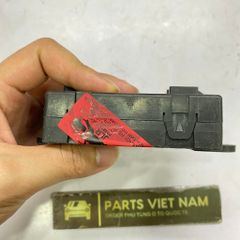 Hộp điều khiển cửa, mô-đun điều khiển cửa trước bên lái (trái) Land rover Discovery Sport và Range Rover Evoque đời 2016 - 2019. Hàng xịn tháo xe đặt 8 - 10 ngày. Mã LR095501, HK83-14D618-BB