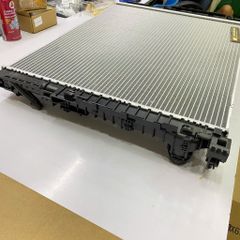 Két nước, két nước làm mát BMW series g30 540i, 520i, 530i, 640i, 630i, g12 740i. Dùng cho xe bản khí hậu nóng (hot-climate version). Hàng OEM. Động cơ B58. Mã 17118743664, 17118686026, 17118650745 (cái)