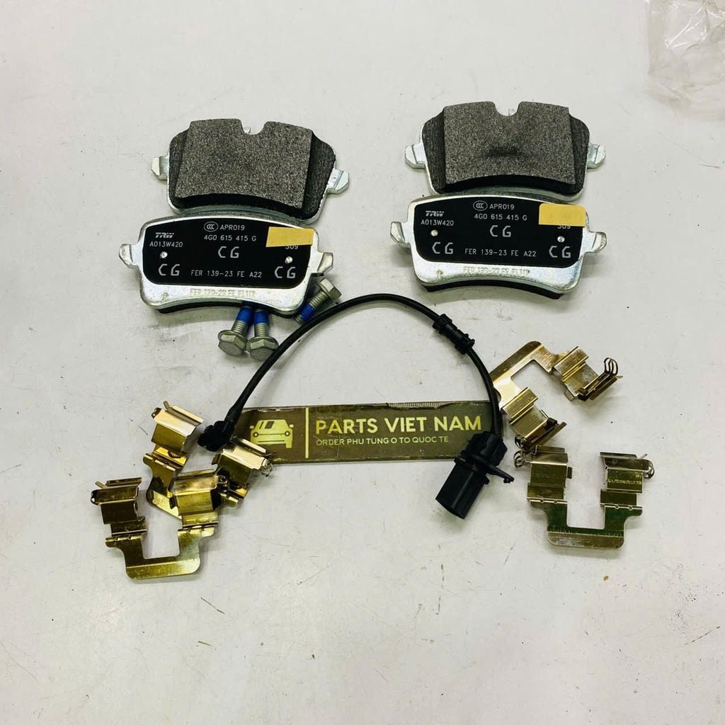 Má phanh đĩa sau, bố thắng sau Audi A4 (B8, B9), A5, A6 (C7), A7, Porsche Macan (95B) đời 2010 - 2018. Hàng Faw China. Mã 4G0698451A, 4G0698451J, 9A769845100, PAB698451, 4G0698451B, 4G0698451C