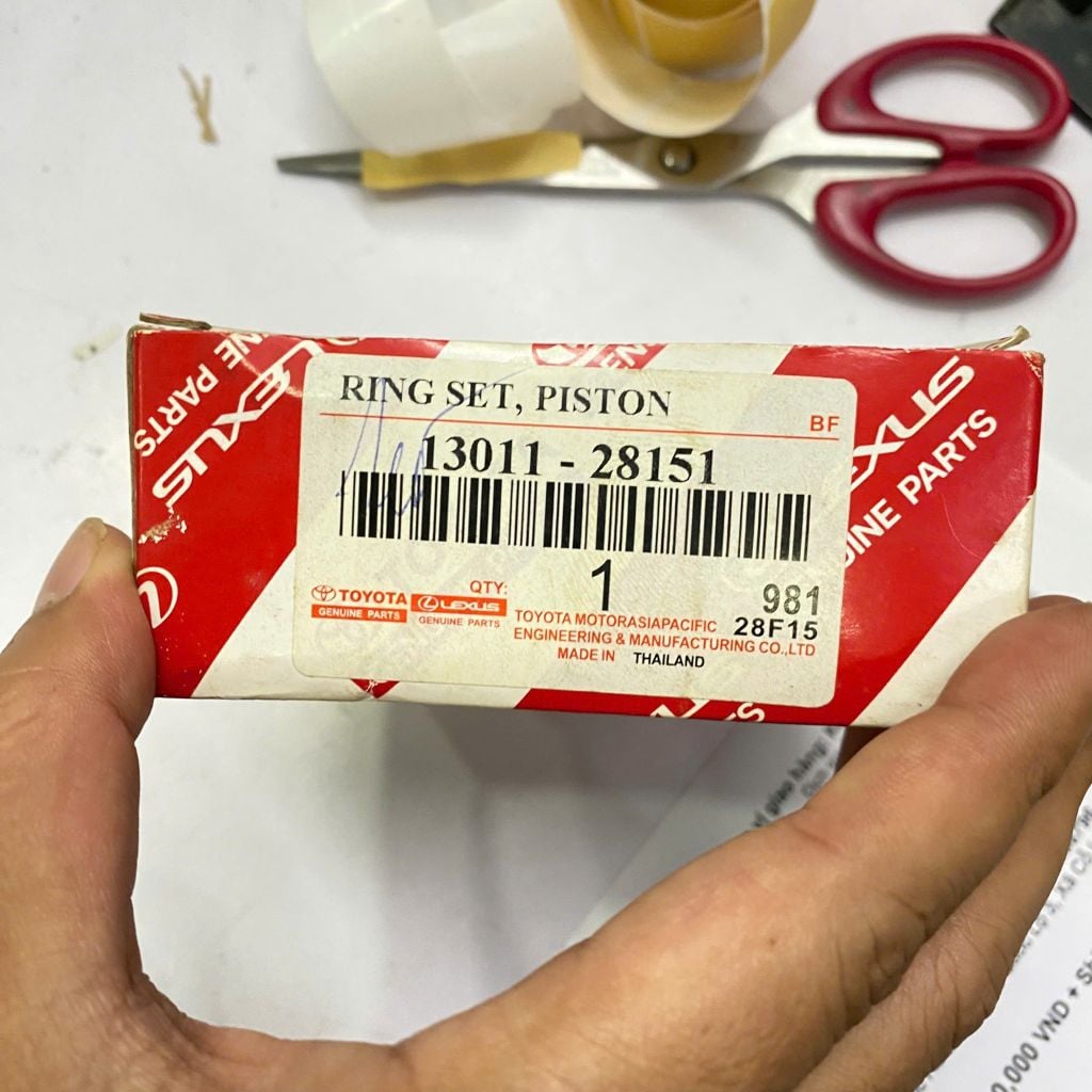 Xéc măng động cơ, bạc xéc măng Toyota Camry (ACV30, ACV40) 2001 - 2009. Hàng thay thế chất lượng cao, động cơ 2.4L 2AZ thông số 1.2*1.2*2 ly. Mã 13011-28151, 13011-28101, 13011-28102, 13011-0H020