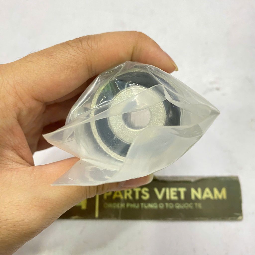 Cao su càng i dưới quả số 3 cho Audi A4, S4, A5, S5, A6, C6, C7, Q5 đời 2004 - 2018. Hàng OEM chất lượng cao. Mã 4E0407181B, 4E0 407 181 B