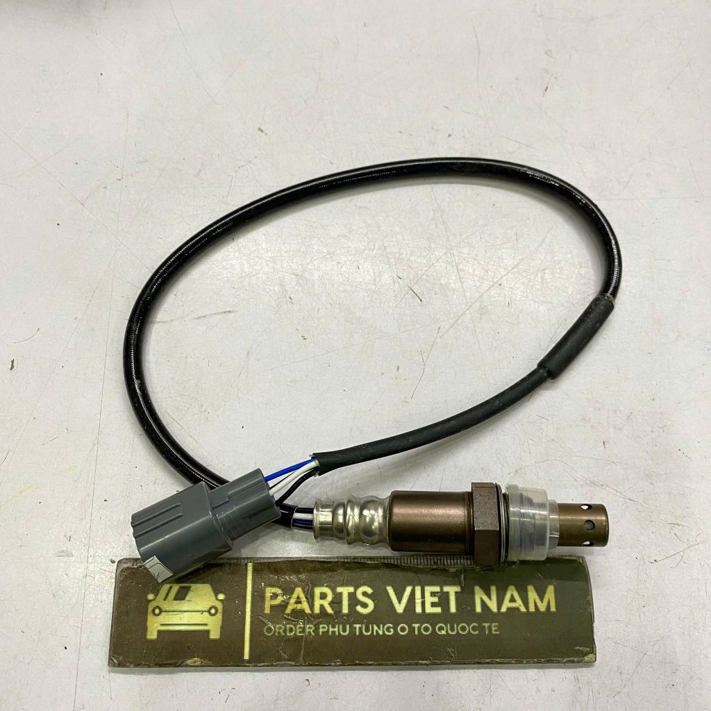 Cảm biến oxy, cảm biến khí xả Toyota Camry đời 2002 - 2011. Hàng thay thế chất lượng cao, động cơ 2.4L 2AZFE. Mã 8946506160, 89465-06160, 8946506150, 89465-06150 (cái)