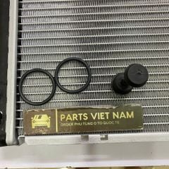 Két nước làm mát động cơ BMW 3 Series E46 316i, 318i đời 2001 - 2005 (bản facelift). Hàng Bmtsr, dùng cho xe số tự động (AT). Động cơ N42, N46. Mã 17119071518