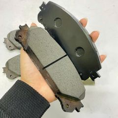 Má phanh trước, bố thắng đĩa trước Toyota Highlander, Sienna, Lexus RX350, RX450h đời 2010 - 2020. Hàng chất lượng cao. Mã 044650E010, 0446548150, 0446548160 (Bộ)